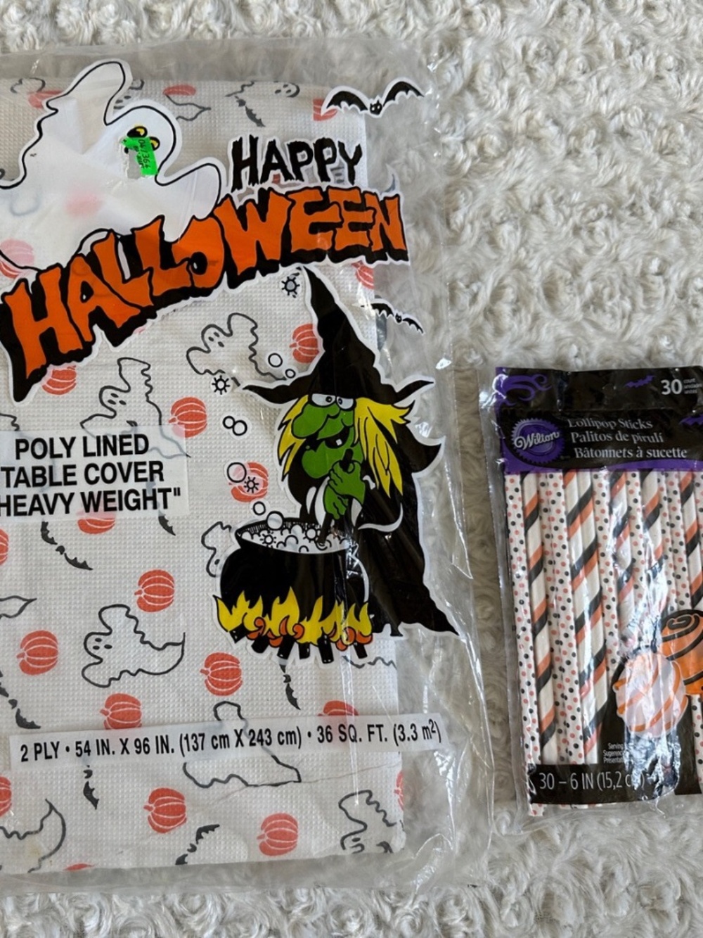 Halloween party supplies VTG Table Cover 29 Treat Bags Wilton 30 Lollipop Sticks